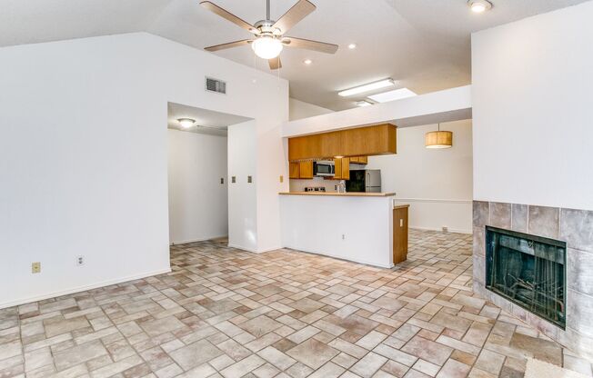 3 Bedroom Duplex in Coppell – Private Backyard & 1-Car Garage!