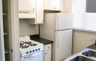 104 W. 38th 1/2 Street