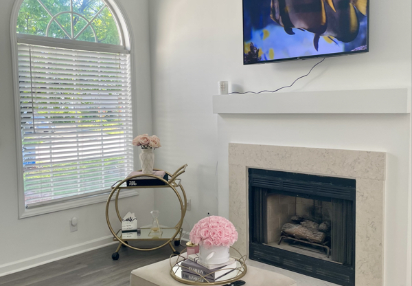 1325 BEACON VLG DR