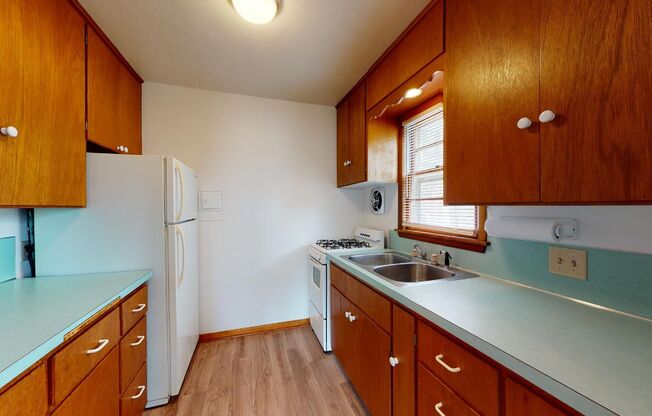 1 bed, 1 bath, 470 sqft, $775, Unit 4