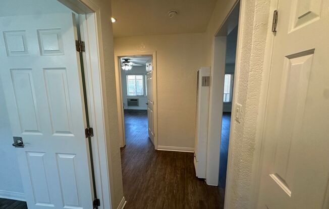 2 beds, 1 bath, 806 sqft, $2,800, Unit 5035A