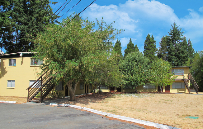 Seabreeze (3125 N Oak Harbor Rd)