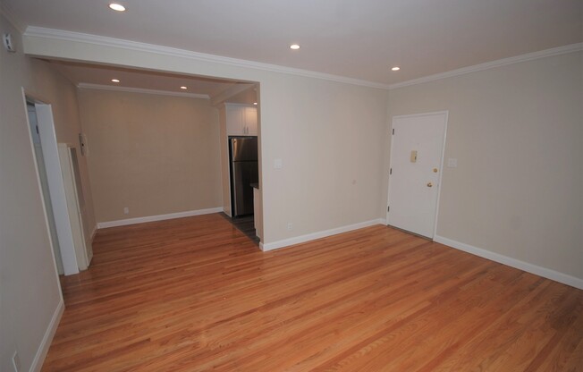 565 Chestnut St.