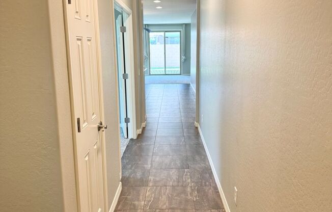 Beautiful 4 Bedroom Single Level Home Located in Bridges Community Gilbert!