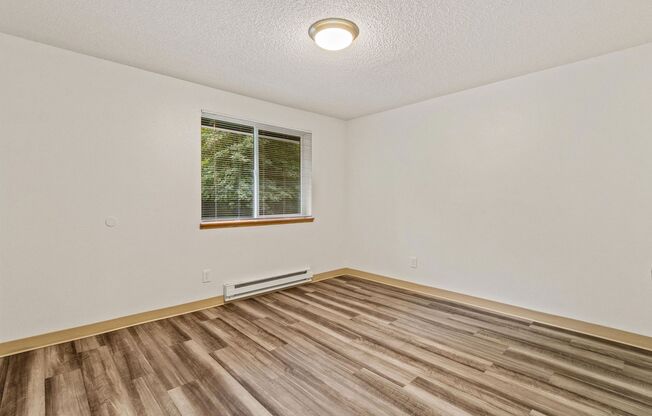 2 beds, 1.5 baths, 925 sqft, $1,705, Unit G-104