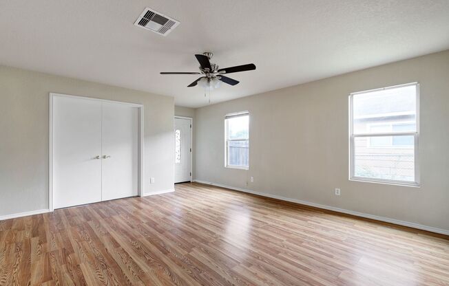 Recently Updated 4-Bedroom Home in Northside ISD