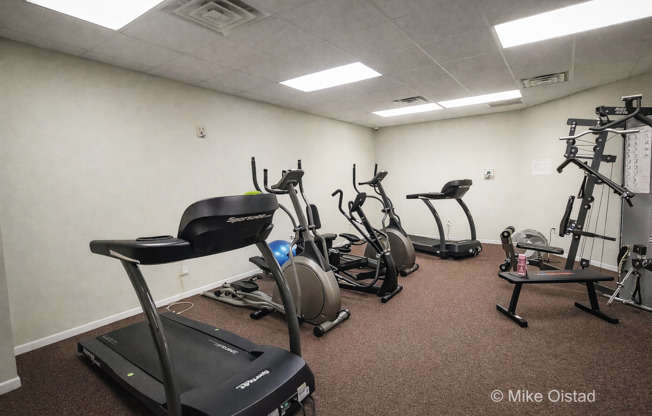 2 beds, 2 baths, $1,255, Unit B-110