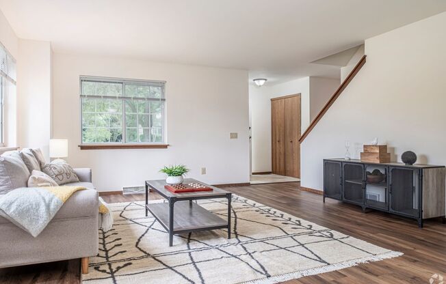 3 beds, 2.5 baths, 2,000 sqft, $2,705, Unit D-1