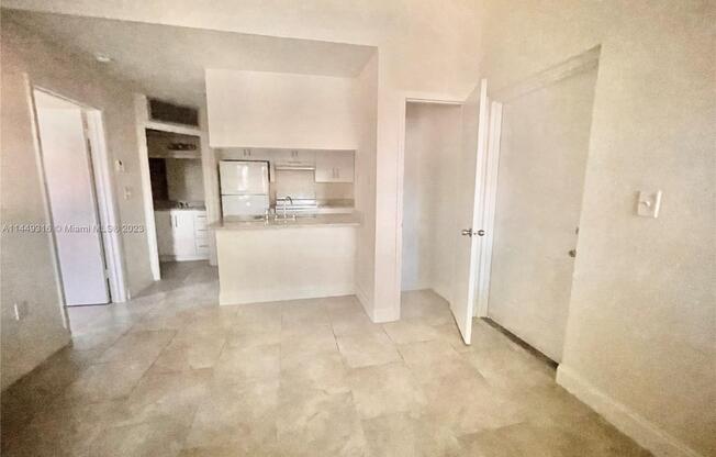 17325 NORTHWEST 67 CT