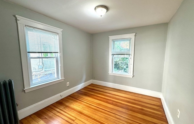 250 HYDE PARK AVE