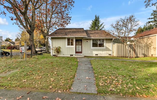 Well Appointed 2 Bedroom Rambler in Lacey!