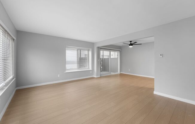 150-152 E La Verne Ave