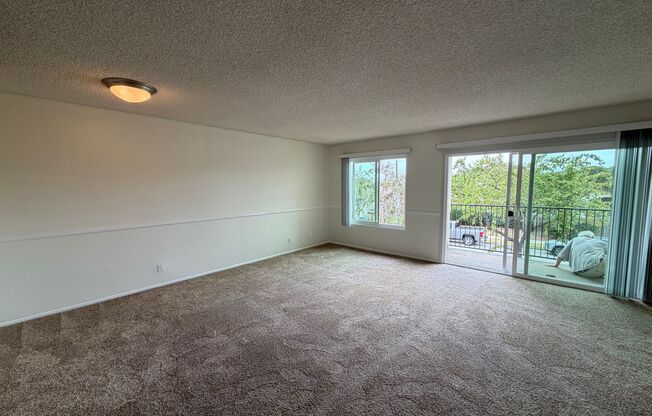2 beds, 1 bath, 980 sqft, $2,500, Unit 054