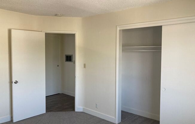 1 bed, 1 bath, 800 sqft, $2,600