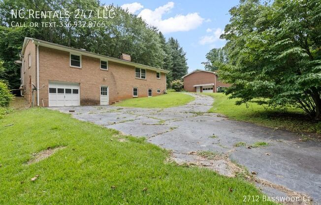 2712 BASSWOOD CT