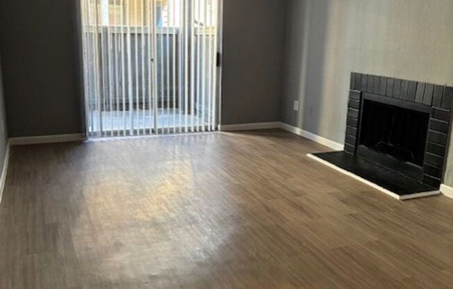 1 bed, 1 bath, 750 sqft, $925, Unit 6801