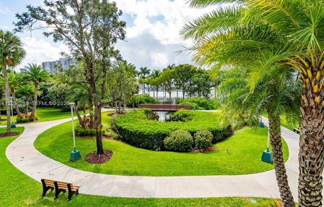 2 beds, 2 baths, $3,500, Unit # 1401 W