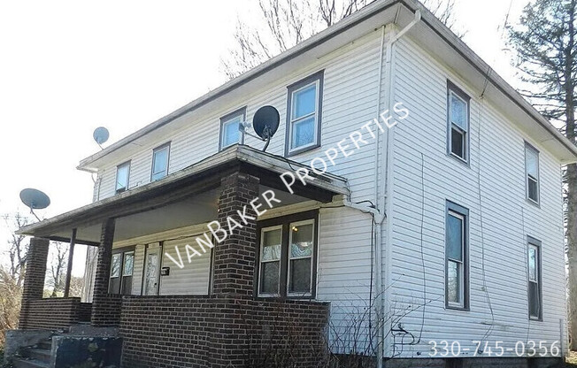 194 N MARTHA AVE