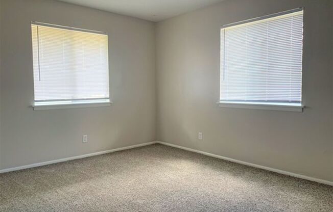 2 beds, 1.5 baths, 835 sqft, $1,085, Unit N-0612