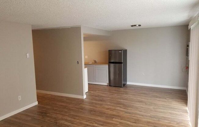 River Court Apartments