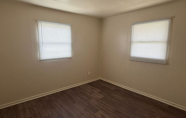 JNF 2820 W. Carmen Ave.