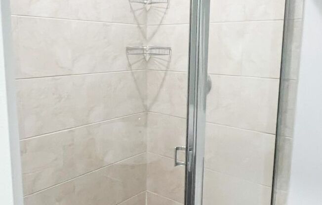 Studio, 1 bath, 962 sqft, $3,150, Unit Unit 605