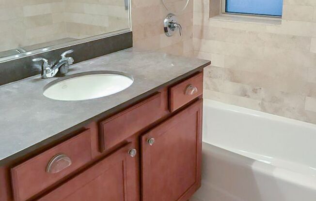 2 beds, 1 bath, 785 sqft, $2,875, Unit 1851-1