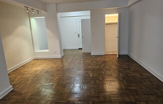 1 bed, 1 bath, 740 sqft, $4,950, Unit 15I