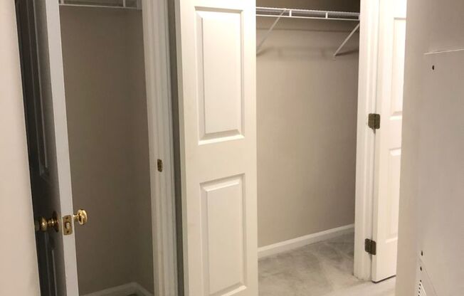 2 beds, 2 baths, 1,270 sqft, $1,375, Unit 2716-5