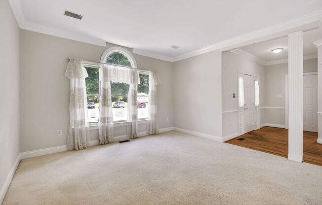 3 Bed 2 Full Bath 2 Half Bath - Silver Spring Colonial - One Car Garage