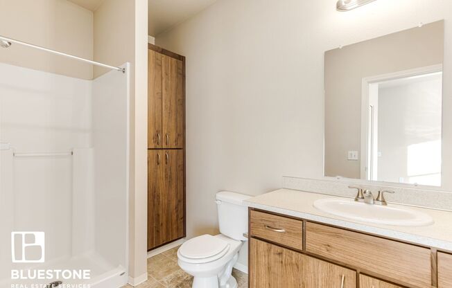 2 beds, 2 baths, 1,015 sqft, $1,550, Unit 1334-201
