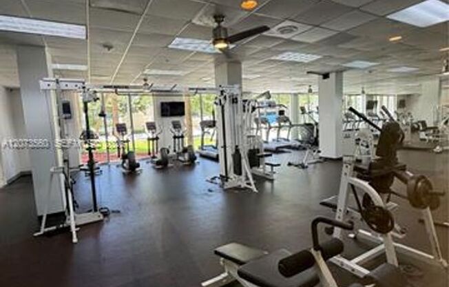 1 bed, 1.5 baths, $4,000, Unit # 1120