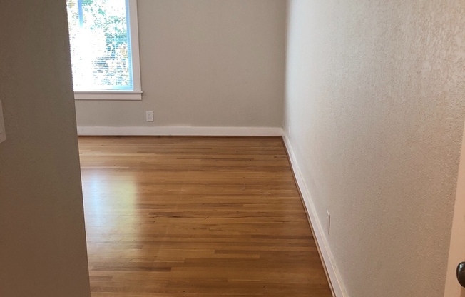 1 bed, 1 bath, $1,895