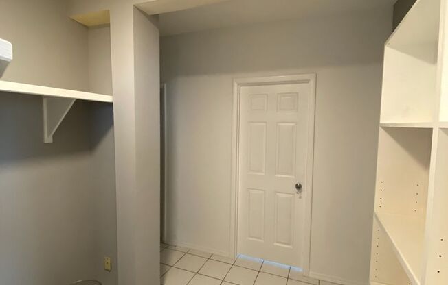 5 Bed/3 Bath UC Rental Located on McMillan $750/pp ($3,875/mo)!