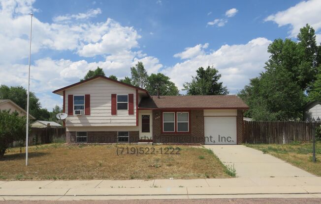 Charming 3-bedroom House in Secuirty-Widefield Area