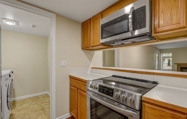 2 beds, 2 baths, $2,350, Unit # 2 105