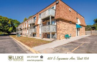 401 S SYCAMORE AVE