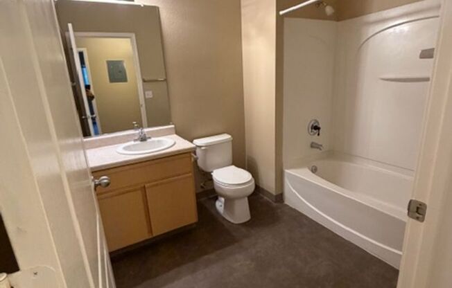 2 beds, 2 baths, $1,695