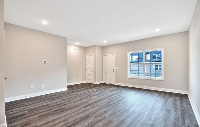 3 beds, 2.5 baths, 1,300 sqft, $1,500, Unit 41