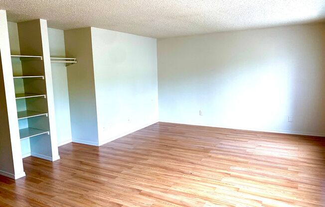 Admirals Apartments