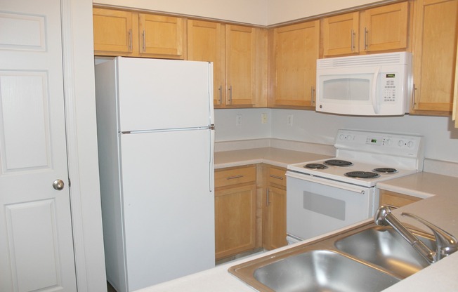 2 beds, 2 baths, 1,033 sqft, $1,629, Unit 5-5303