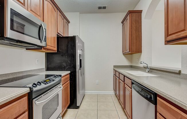 3 beds, 2 baths, $1,865, Unit UNIT 103