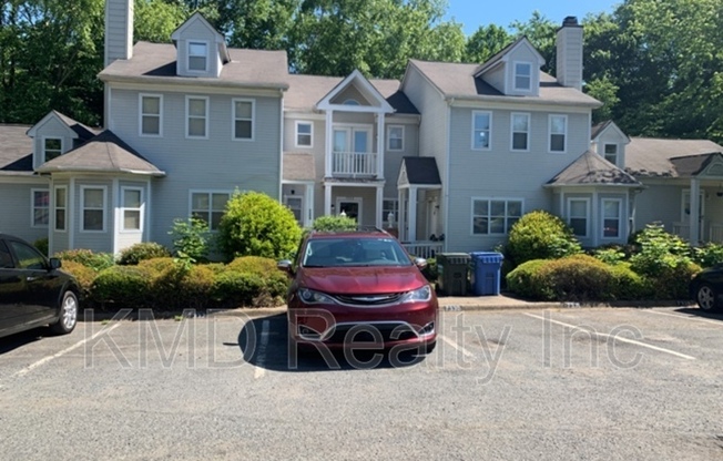 7332 MDW GLN DR