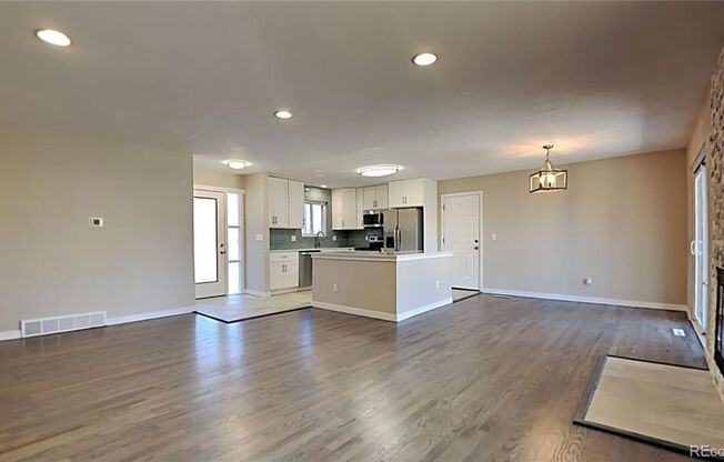 Stunning Newly Remodeled 4-Bedroom Rental Home with Finished Shed - Not available for pre-leasing