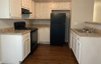 3 beds, 1 bath, $1,050