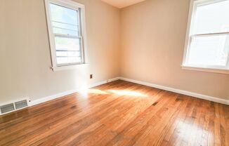 3 beds, 1 bath, $1,500