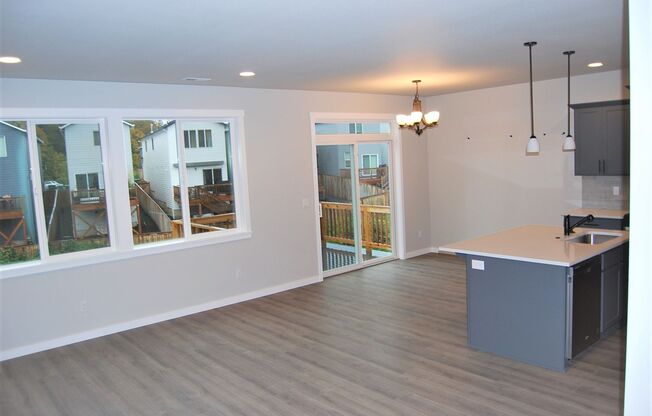 New Construction 3 Bedroom 2.5 Bath Newberg OR