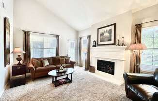 SaddleBrook apartments in Dallas, TX 1,2 & 3 Bedroom Apartment Homes.