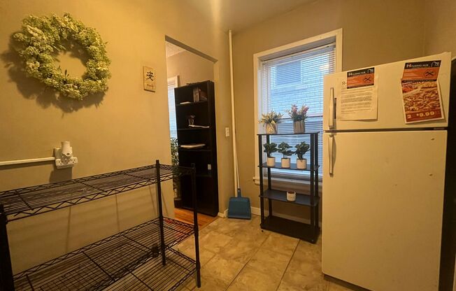 1 bed, 1 bath, 500 sqft, $926, Unit 4