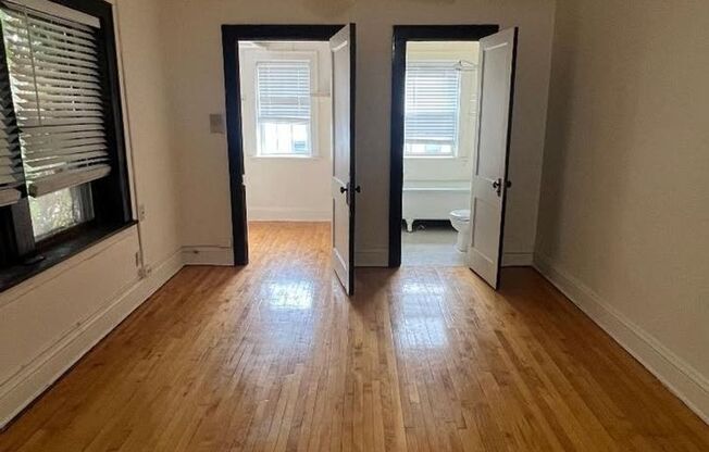 Studio, 1 bath, 366 sqft, $810, Unit 308